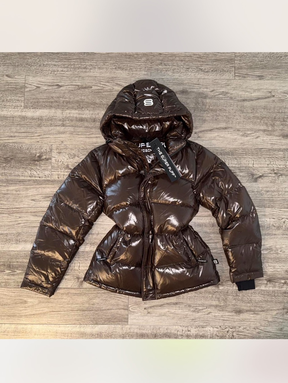 NWT Aritzia The Super Puff Hi-Gloss in Mocha Brown size M Regular Length Jacket